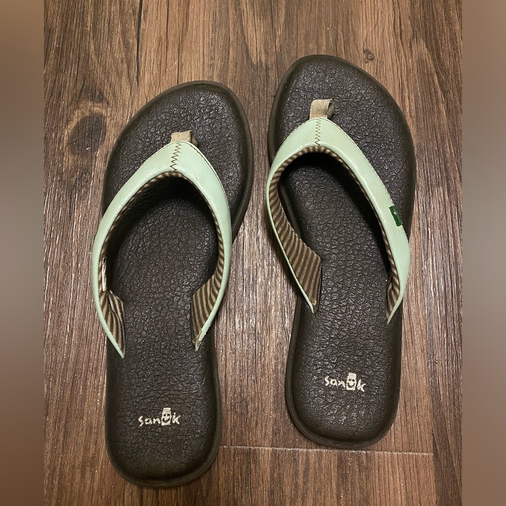 Sanük Flip Flops